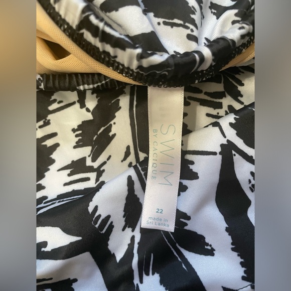 Swim skirt - Picture 3 of 7